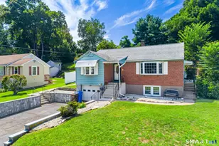 83 Jacobs Terrace, Middletown, CT 06457 - Photo 1