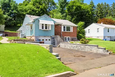 83 Jacobs Terrace, Middletown, CT 06457 - Photo 2