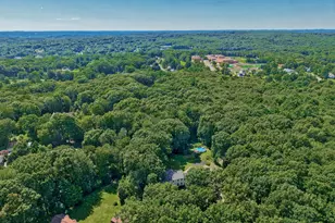 31 Louise Ave, Wolcott, CT 06716 - Photo 2