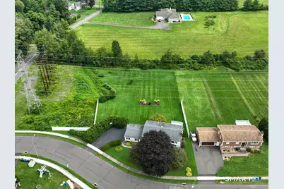 27 Hummingbird Drive, Berlin, CT 06037 - Photo 4