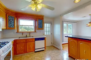 27 Hummingbird Dr, Berlin, CT 06037 - Photo 8