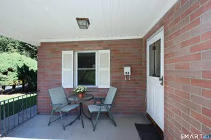 82 Sunbright Dr N, Meriden, CT 06450 - Photo 2