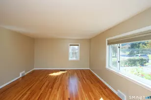 82 Sunbright Dr N, Meriden, CT 06450 - Photo 8