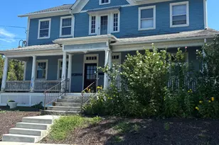 24 Broadway St, Colchester, CT 06415 - Photo 1