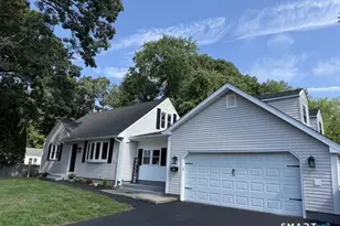 10 Lox Ln, Enfield, CT 06082 - Photo 1