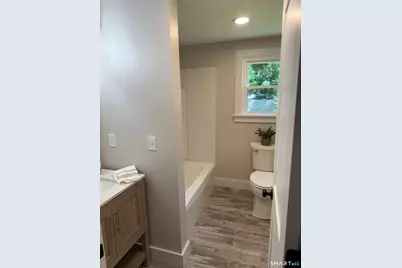 10 Lox Lane, Enfield, CT 06082 - Photo 18
