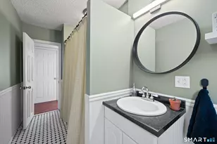 12 Highland Ave, Vernon, CT 06066 - Photo 12