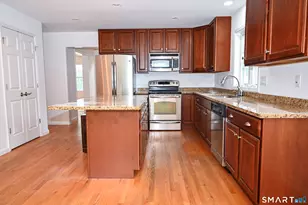 65 East Ave, New Canaan, CT 06840 - Photo 6