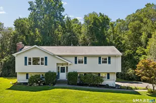 18 Woodcreek Rd, Brookfield, CT 06804 - Photo 2
