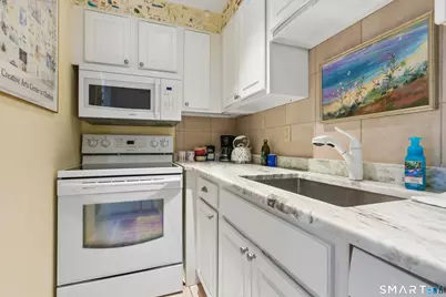 42 Quidnet Court #42, Guilford, CT 06437 - Photo 10