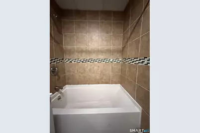 [Address not provided], Hartford, CT 06120 - Photo 8