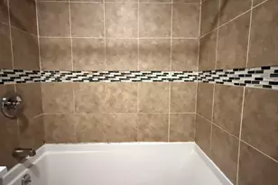 [Address not provided], Hartford, CT 06120 - Photo 8
