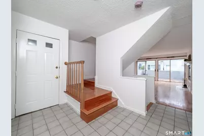 37 Wilton Crest #37, Wilton, CT 06897 - Photo 4