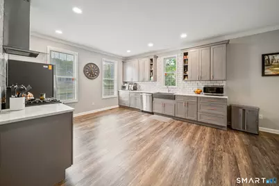 25 Independence Circle #25, Southbury, CT 06488 - Photo 14