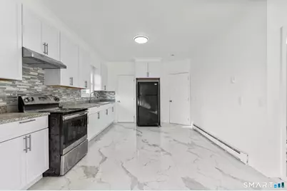 75 Walnut Street, Waterbury, CT 06704 - Photo 4