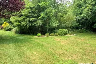 24 Cliff Rd, Ledyard, CT 06339 - Photo 8