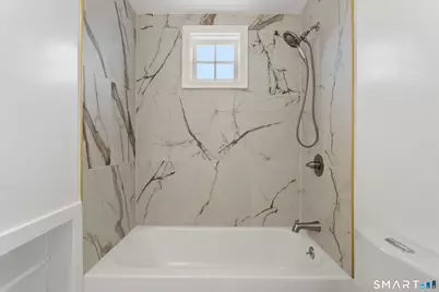 28 Dolsen Place #3, Stamford, CT 06901 - Photo 10