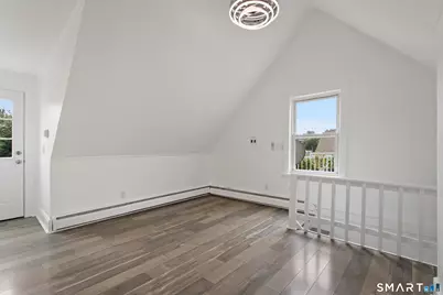 28 Dolsen Place #3, Stamford, CT 06901 - Photo 2