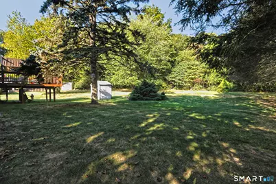 30 Lakeview Drive, Milford, CT 06460 - Photo 32
