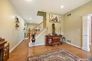 48 Chatfield Dr, West Hartford, CT 06110 - Photo 6
