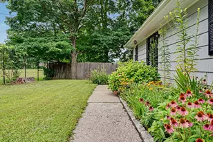 25 Elgin Ave, Bethel, CT 06801 - Photo 20
