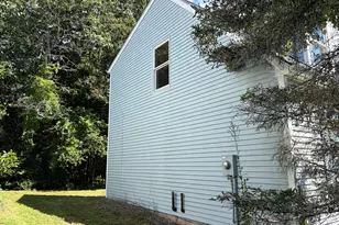 106 Deerfield Ridge Dr, Groton, CT 06355 - Photo 4