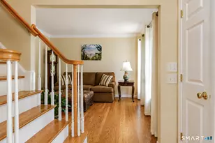 5 Stonegate Dr, Newtown, CT 06482 - Photo 4