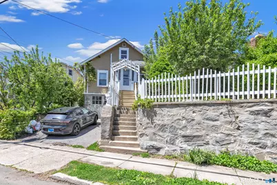 17 Reynolds Avenue, Stamford, CT 06905 - Photo 2