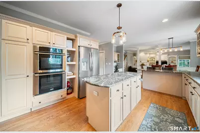 282 Laurelwood Lane, Southbury, CT 06488 - Photo 10