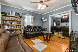 32 Union St, Seymour, CT 06483 - Photo 12