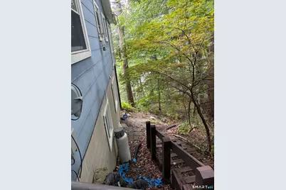 8 Terrace Drive, Sherman, CT 06784 - Photo 4