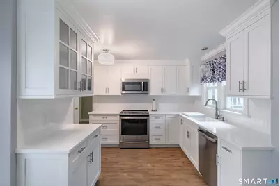 7 Locust Street #A, Norwalk, CT 06855 - Photo 8