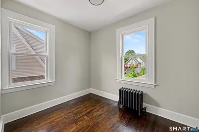 33 Maple Street, West Haven, CT 06516 - Photo 26