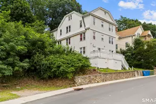121 Wolcott St, Waterbury, CT 06705 - Photo 26