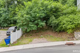 121 Wolcott St, Waterbury, CT 06705 - Photo 30