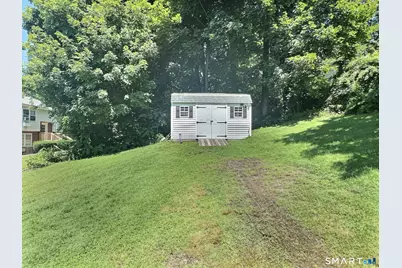 10 Washington Street, Derby, CT 06418 - Photo 18