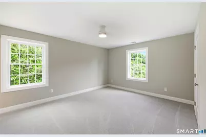 672 Vernon Street, Manchester, CT 06042 - Photo 14