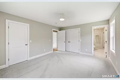 672 Vernon Street, Manchester, CT 06042 - Photo 12