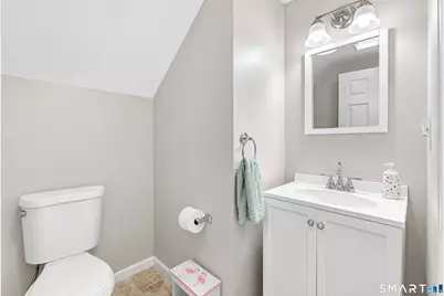 15 Laden Avenue, Wallingford, CT 06492 - Photo 22