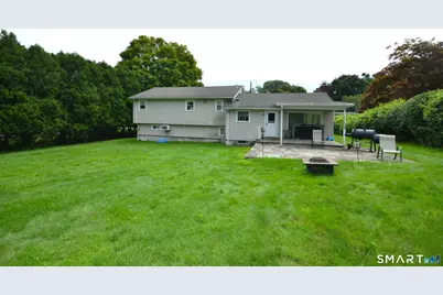 90 Colonese Road, Fairfield, CT 06825 - Photo 4