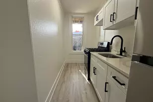 44 Franklin St, New London, CT 06320 - Photo 2