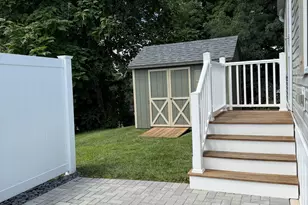 5 Sundeck Terrace, Southington, CT 06489 - Photo 12