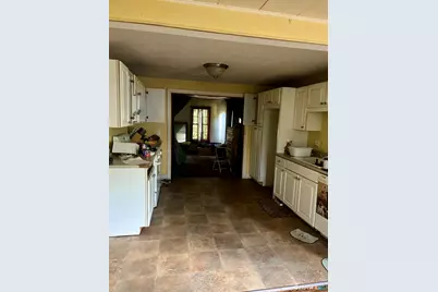 21 Joy Road, Waterbury, CT 06708 - Photo 6