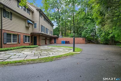 132 Roslyn Drive, New Britain, CT 06052 - Photo 34