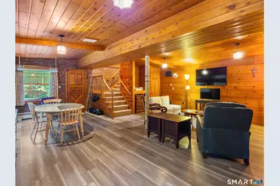 132 Roslyn Drive, New Britain, CT 06052 - Photo 14