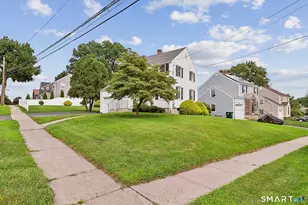 274 Mt Pleasant Ave, Stratford, CT 06614 - Photo 2