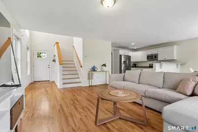 34 Lexington Gardens #34, North Haven, CT 06473 - Photo 2