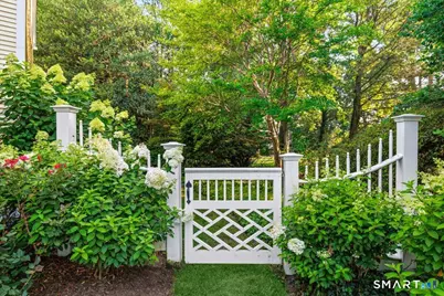 38 Gerrish Lane, New Canaan, CT 06840 - Photo 4
