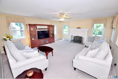 87 Gilbert Lane, South Windsor, CT 06074 - Photo 8