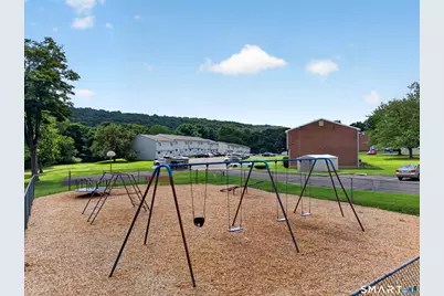1081 New Haven Road #9D, Naugatuck, CT 06770 - Photo 14